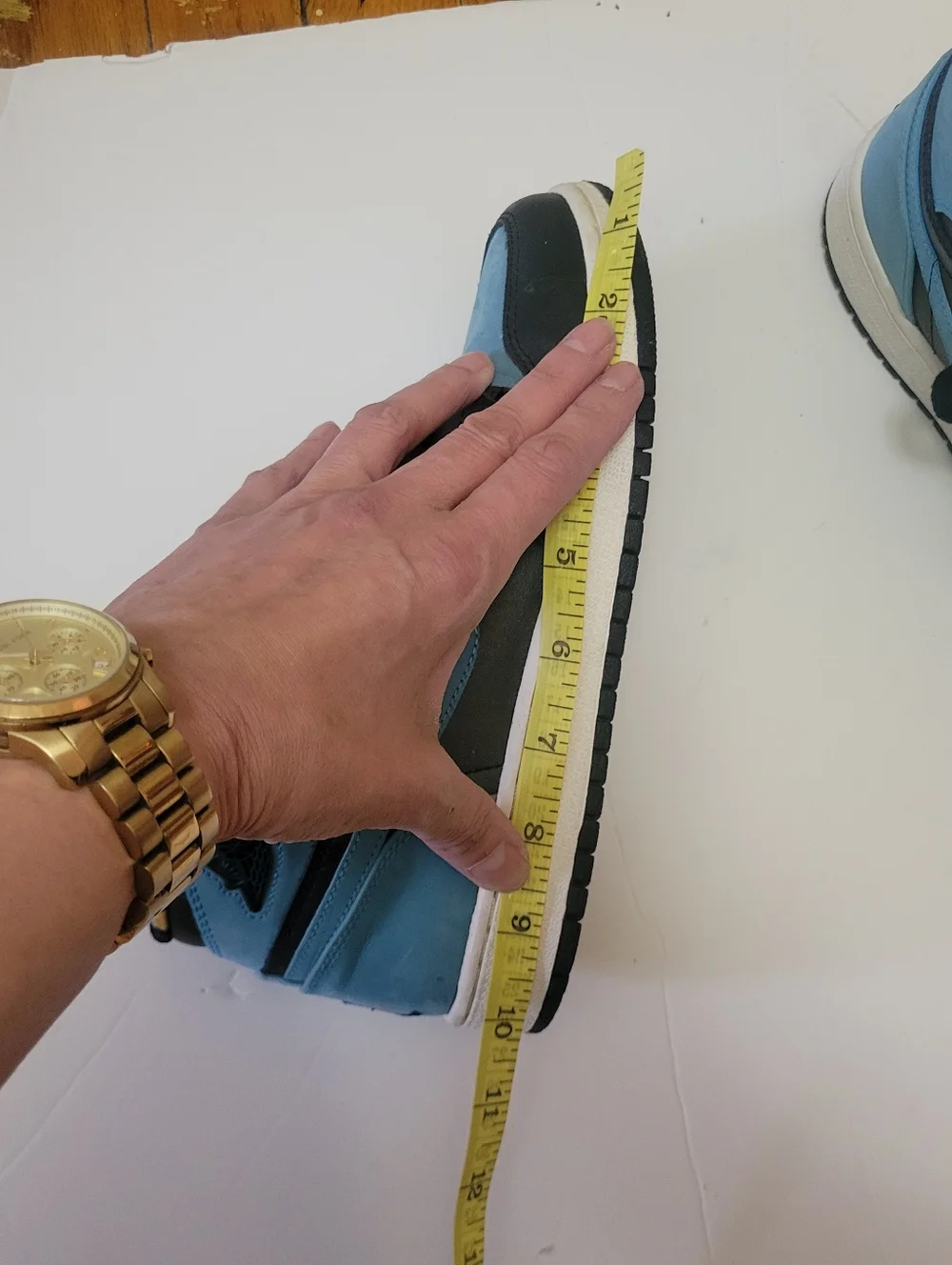 Rare Jordan High-Top Sneakers in Teal & Black with Patterned Lining‎ 6Y